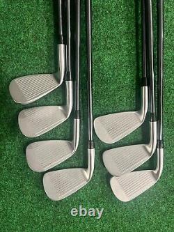 Preowned PXG Gen 4 Iron Set 4-PW Graphite Shafts R-flex, Golf Pride Mid Size